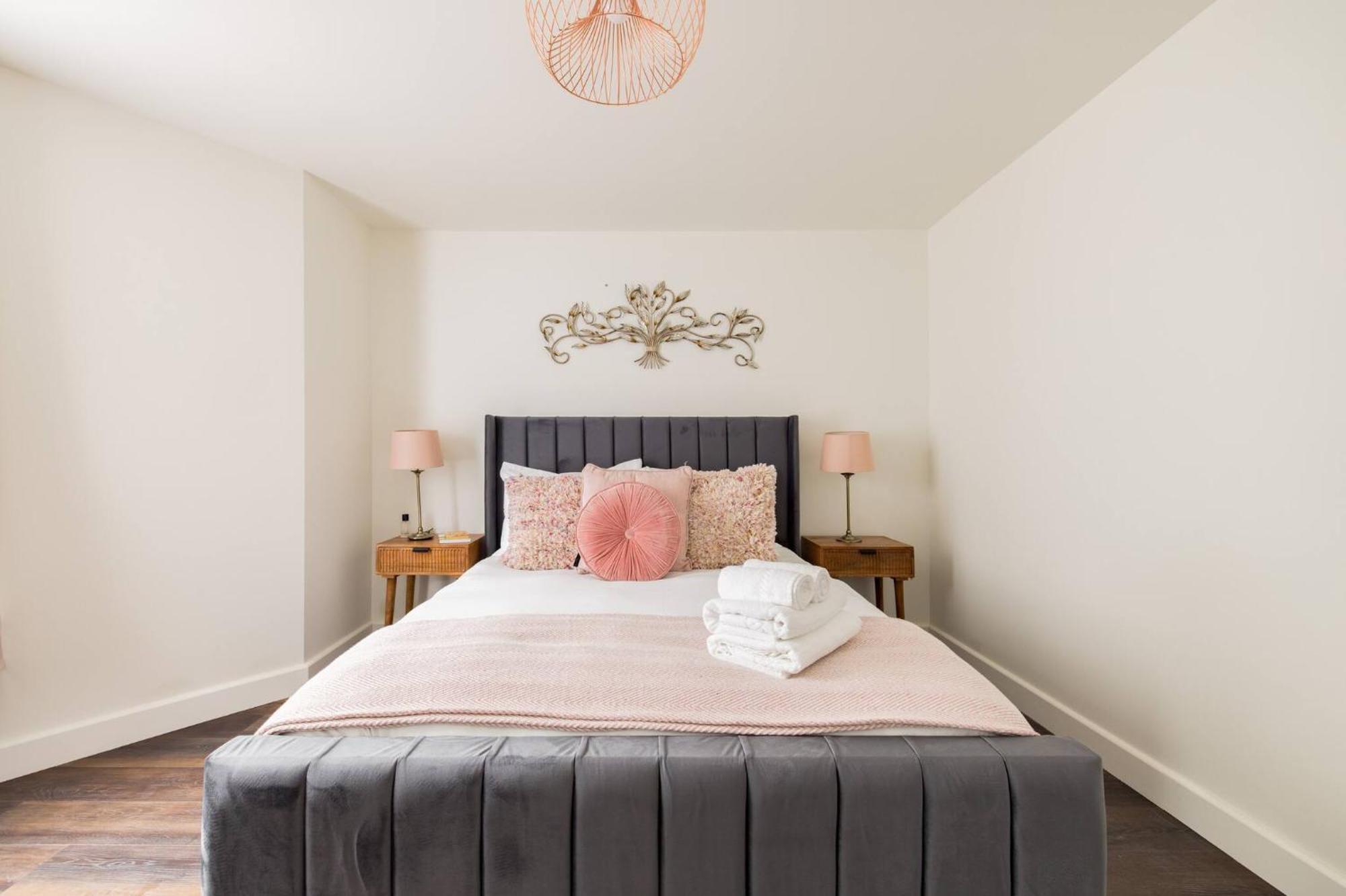 Wild Roses Serviced Apartments - Chelsea Londen Buitenkant foto