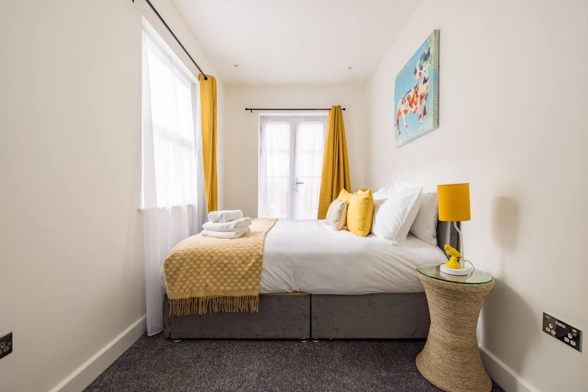 Wild Roses Serviced Apartments - Chelsea Londen Buitenkant foto