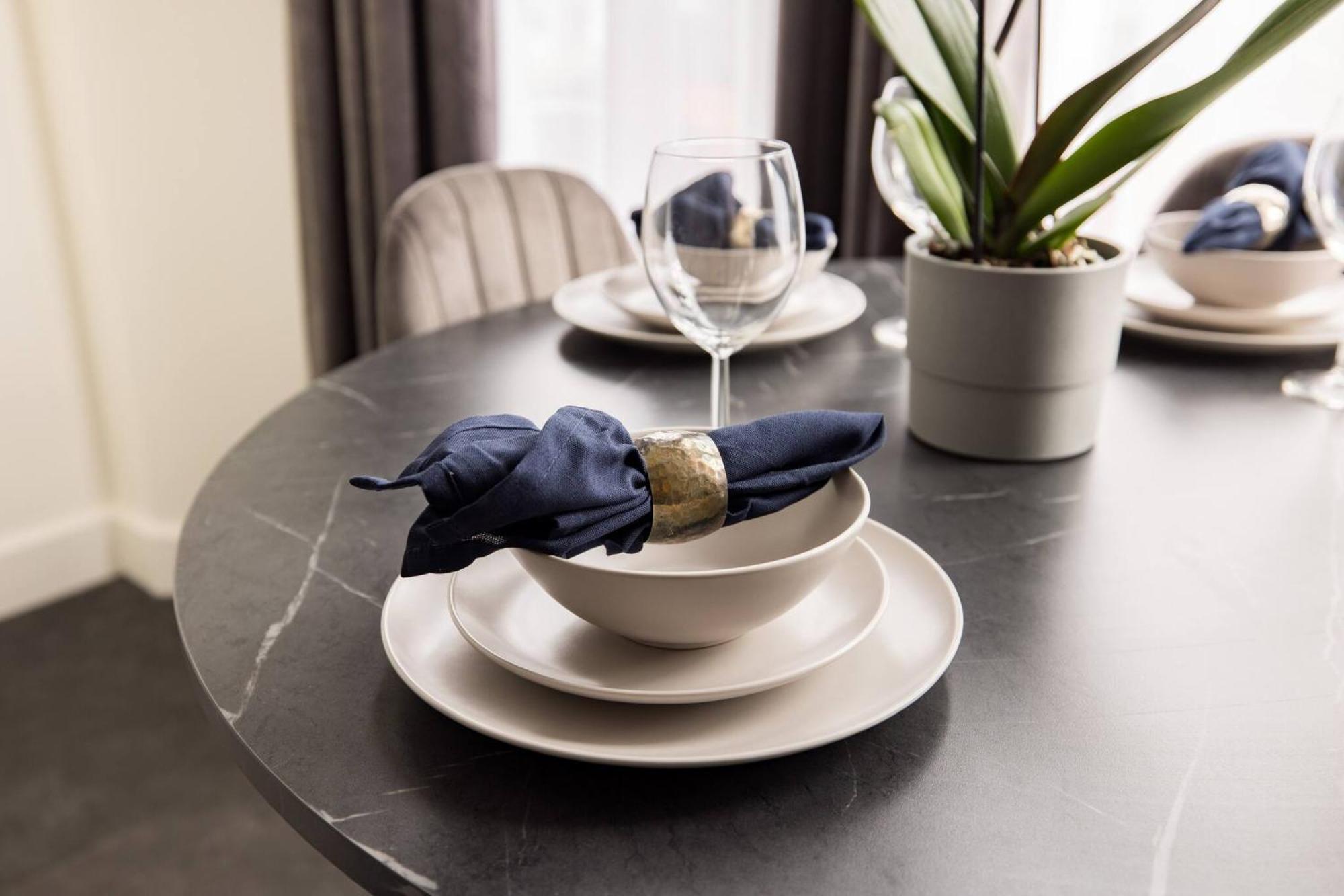 Wild Roses Serviced Apartments - Chelsea Londen Buitenkant foto
